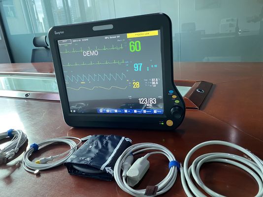 Moniteurs portables multifonctions de 15 pouces avec compatibilité HL7, sortie de données USB, VGA, appel d'infirmière et signaux vitaux