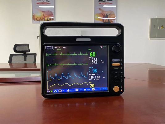 Moniteur portable du patient pour la surveillance des signes vitaux