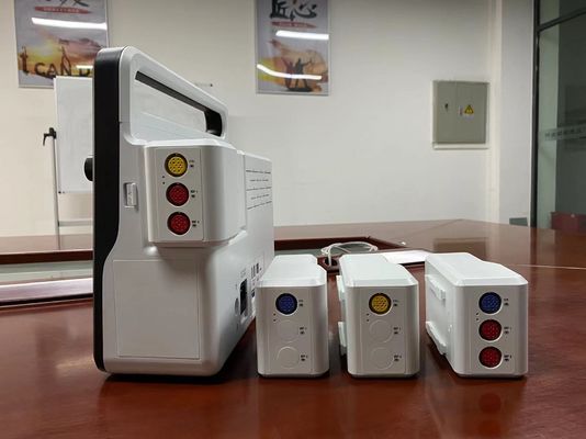 Machine de surveillance cardiaque multilingue avec ECG NIBP SPO2 2Temp PR HR