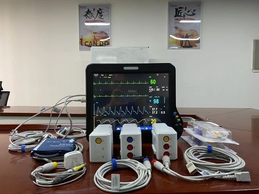 Moniteur modulaire portable du patient avec plusieurs paramètres de signaux vitaux