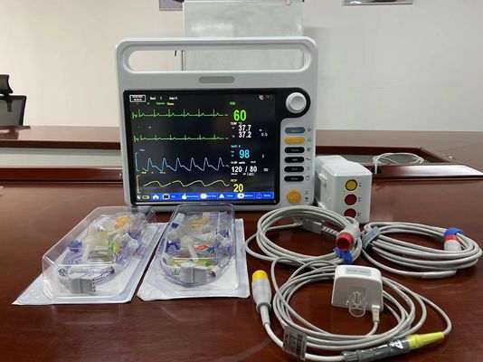 Moniteurs électroniques de signaux vitaux pour les soins intensifs