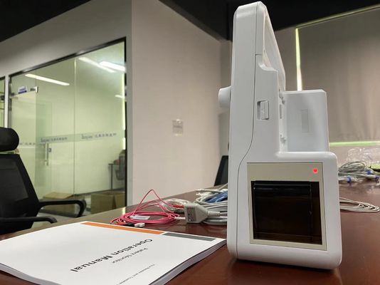 Équipement de surveillance multilingue pour les soins intensifs, moniteur cardiaque pour hôpital.