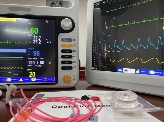 Moniteur cardiaque néonatale en soins intensifs avec ECG NIBP SPO2