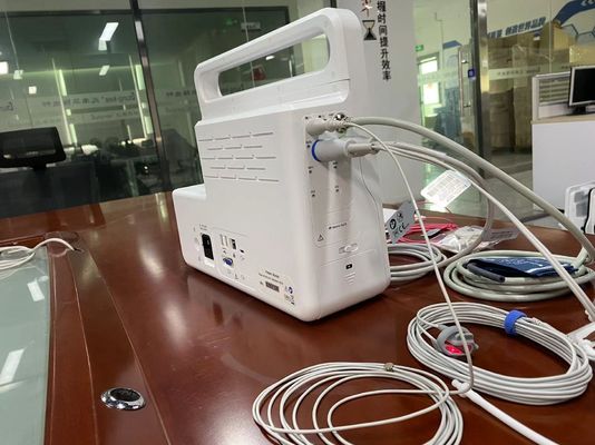 Moniteur automatique des signes vitaux multiparamètres pour le diagnostic néonatal ODM