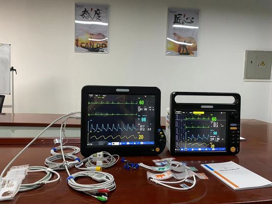 12.1&quot; Moniteur multiparamètre vétérinaire portable pour chirurgie vétérinaire