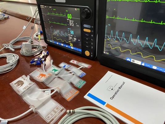 12.1&quot; Moniteur multiparamètre vétérinaire portable pour chirurgie vétérinaire