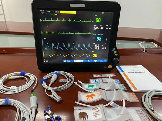 2 Temp Resp Vétérinaire Moniteur multiparamètres Multi langage Pour le diagnostic chirurgical