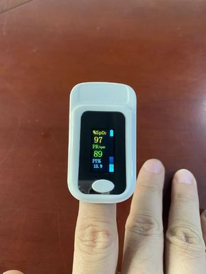 Petit oxymètre de pouls médical réglable à la pointe des doigts OLED pour enfant adulte, moniteur d'oxygène dans le sang
