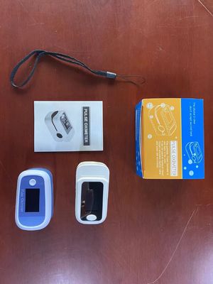 Capteur médical de doigt de l'oxygène de sang, oxymètre d'affichage d'OLED pour la surveillance SPO2, moniteur de l'oxygène de sang