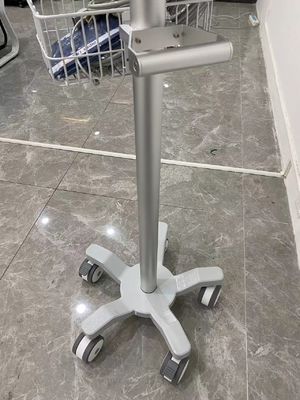 Chariot en aluminium à moniteur patient de Matieral d'aviation d'ICU avec les roues silencieuses de 3 pouces