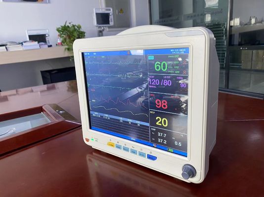 Moniteur électronique médical de signes vitaux d'affichage à cristaux liquides de TFT avec la mesure d'ECG SPO2 NIBP et de Temp