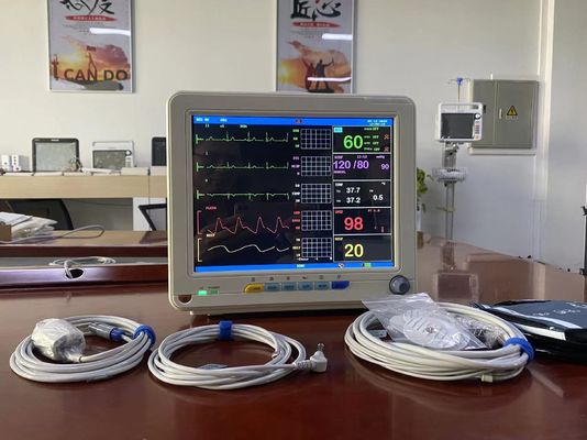 Moniteur patient multi portatif de paramètre avec la mesure d'ECG SPO2 NIBP et de Temp