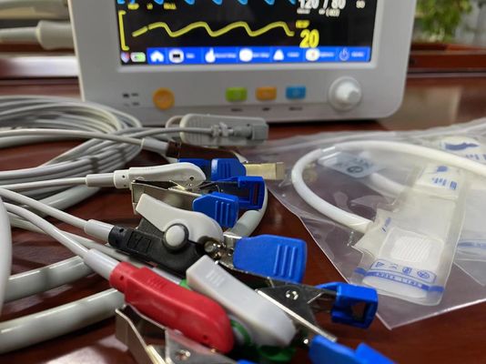 Moniteur vétérinaire léger Vital Signs Monitor vétérinaire portatif de multiparamètre
